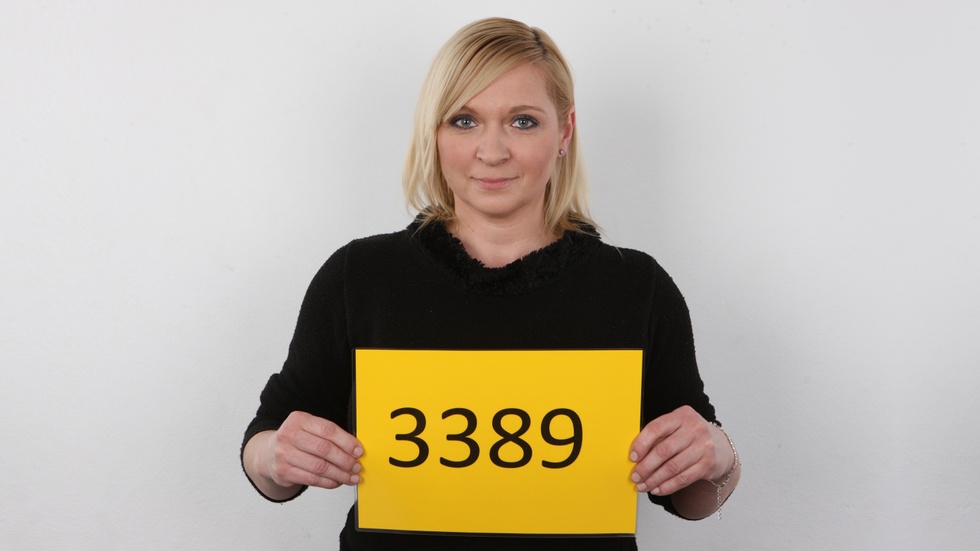 Czech Casting Jana 8602